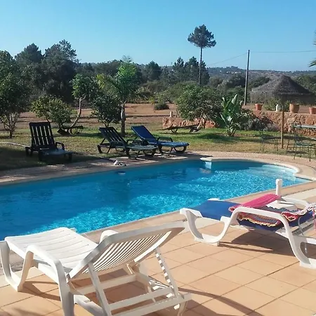 Vivenda Das Alfarrobas * Senhora da Luz